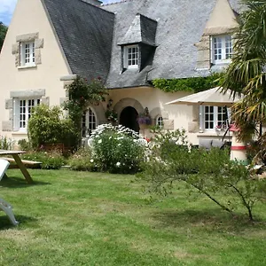 Bed & Breakfast Chez Renee Et Raynal, Plounevez-Lochrist