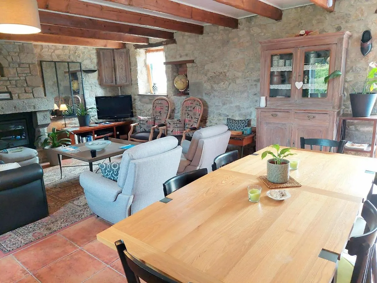 Holiday Home, Plounevez-Lochrist